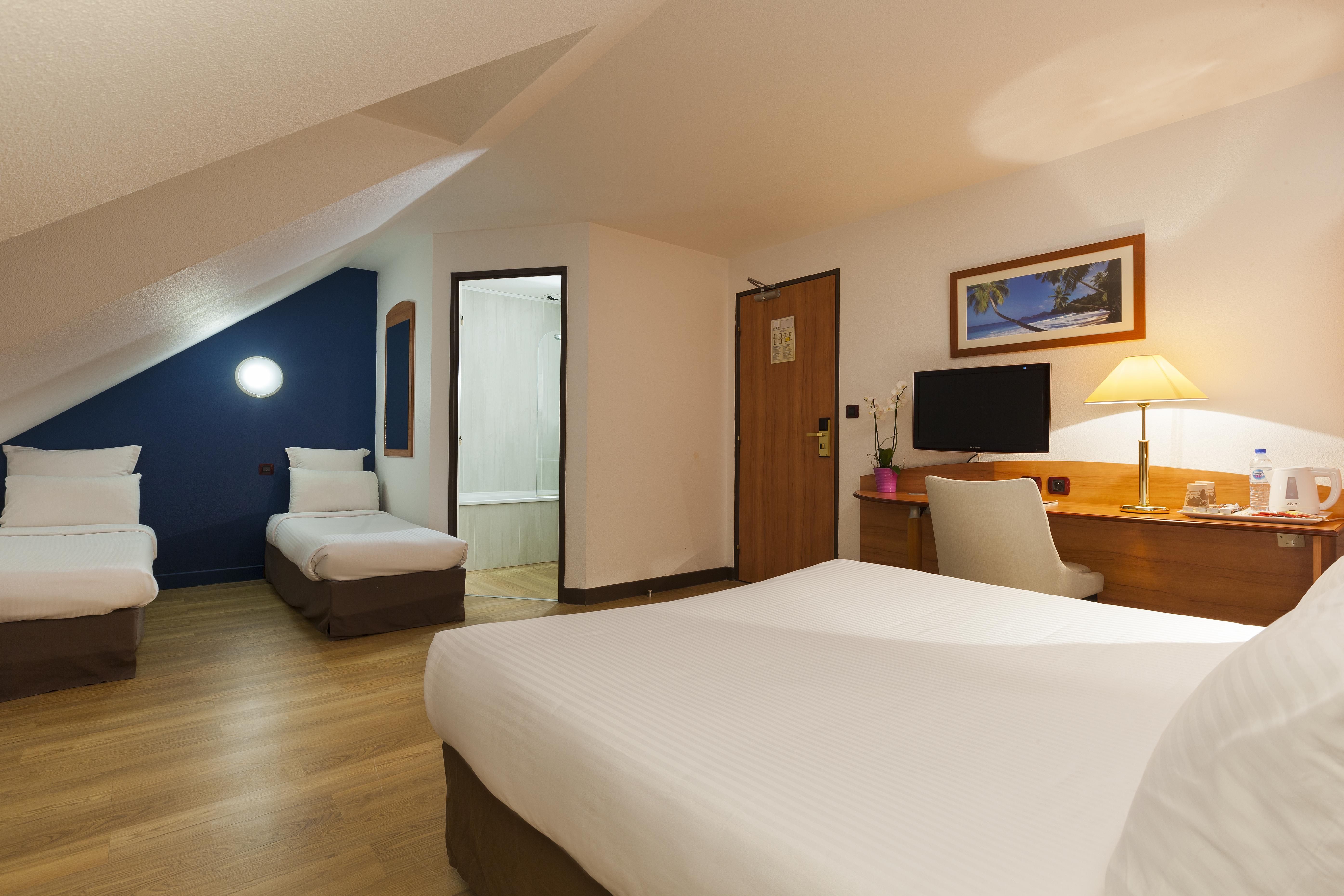 Comfort Hotel Évreux Εξωτερικό φωτογραφία