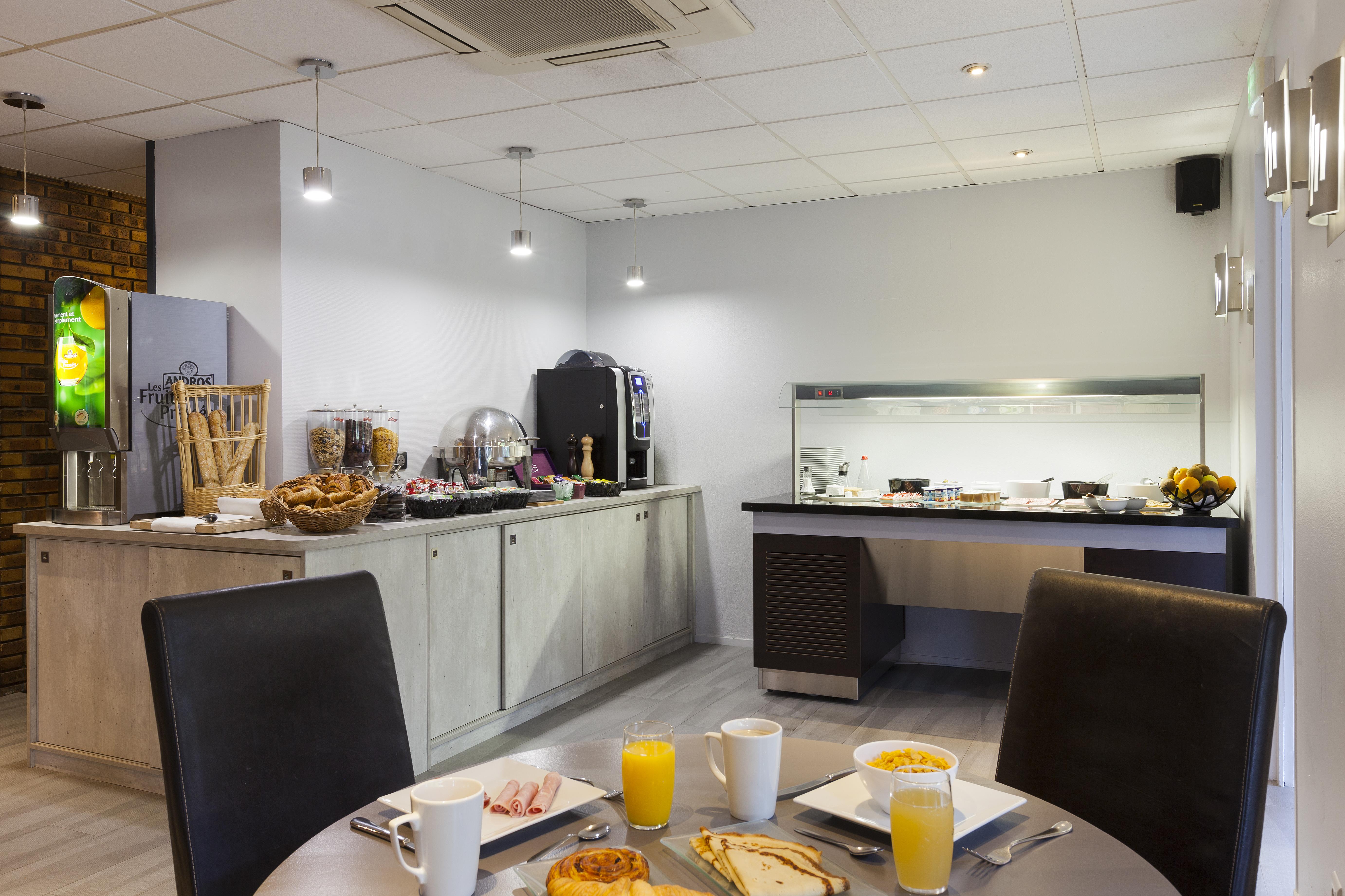 Comfort Hotel Évreux Εξωτερικό φωτογραφία
